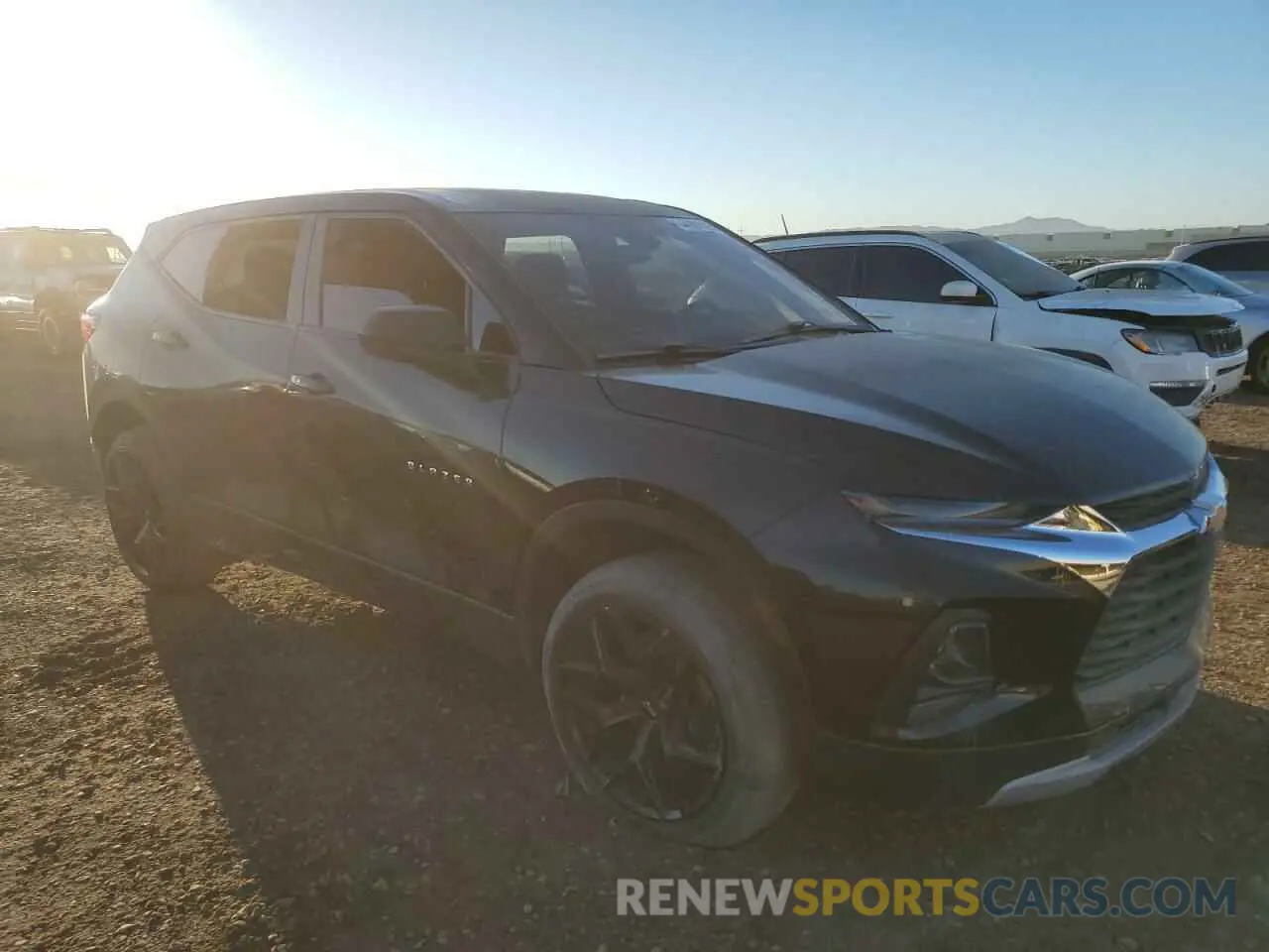4 Photograph of a damaged car 3GNKBBRA3MS559140 CHEVROLET BLAZER 2021