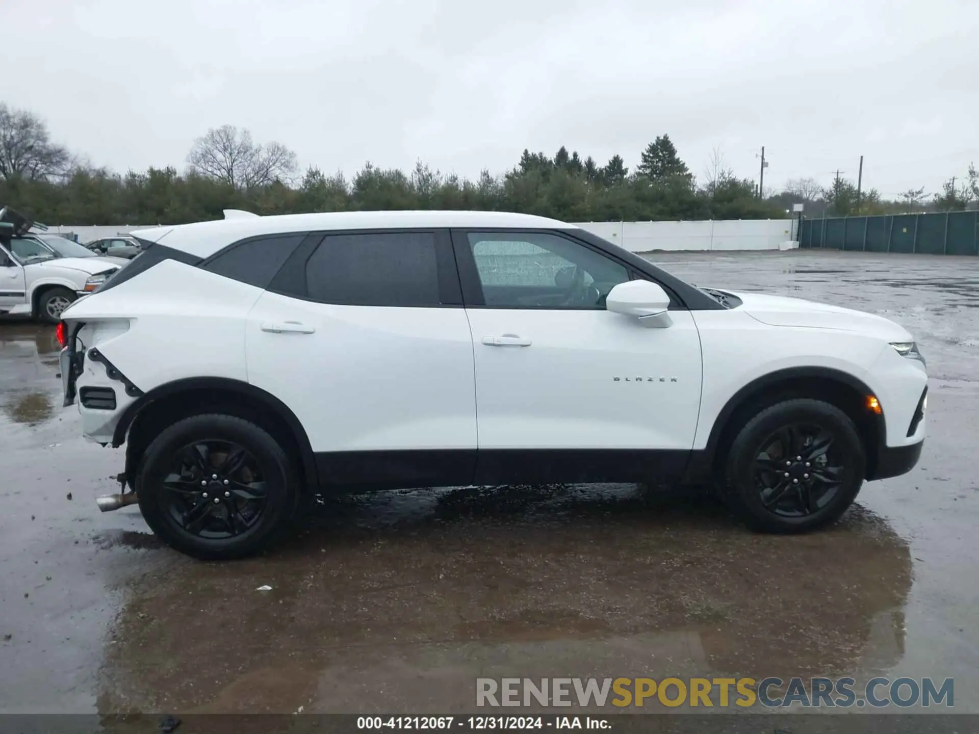 14 Photograph of a damaged car 3GNKBBRA5MS565828 CHEVROLET BLAZER 2021
