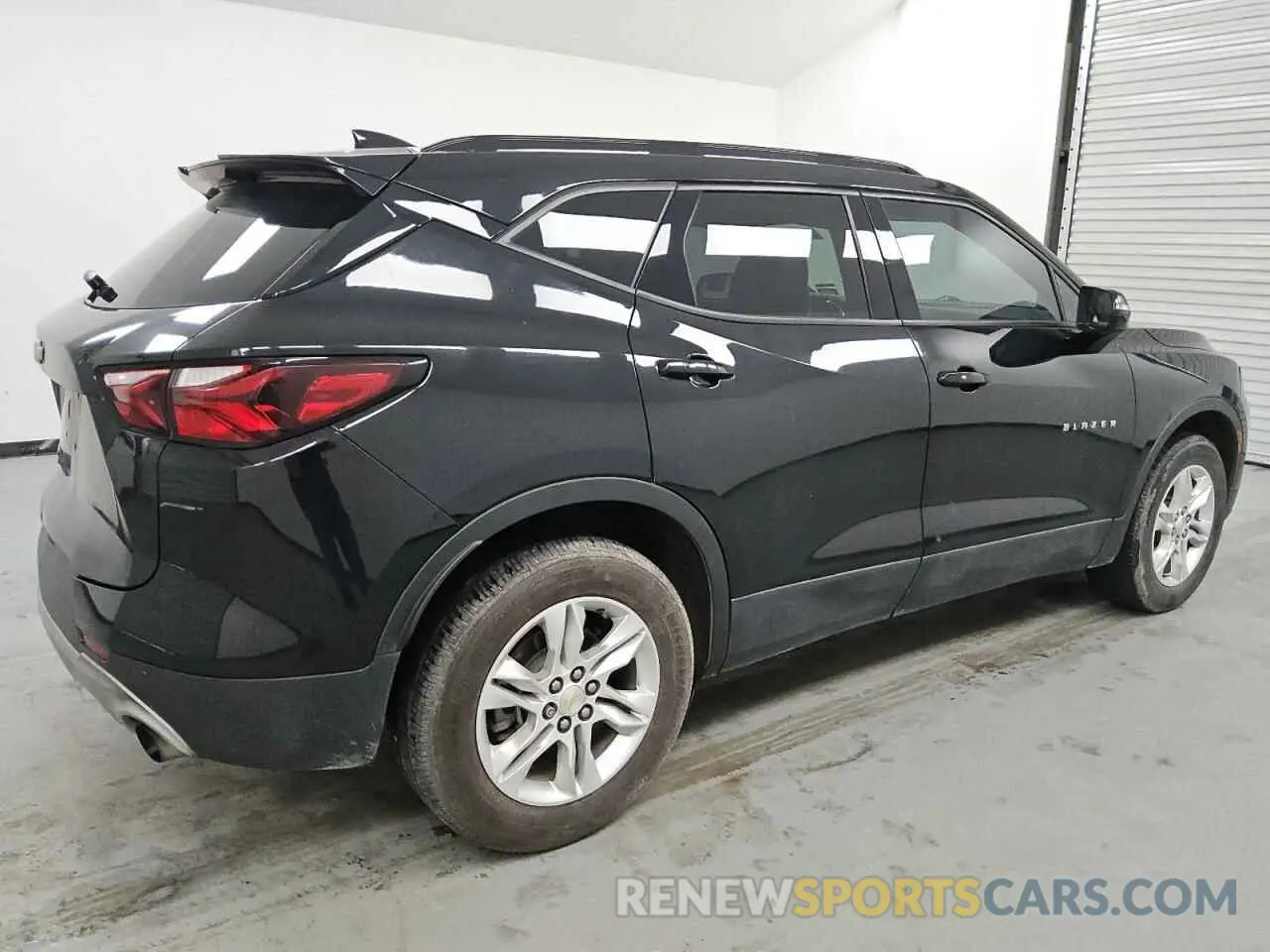 3 Photograph of a damaged car 3GNKBBRA7MS538081 CHEVROLET BLAZER 2021