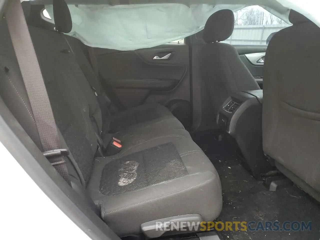 11 Photograph of a damaged car 3GNKBBRA9MS512470 CHEVROLET BLAZER 2021