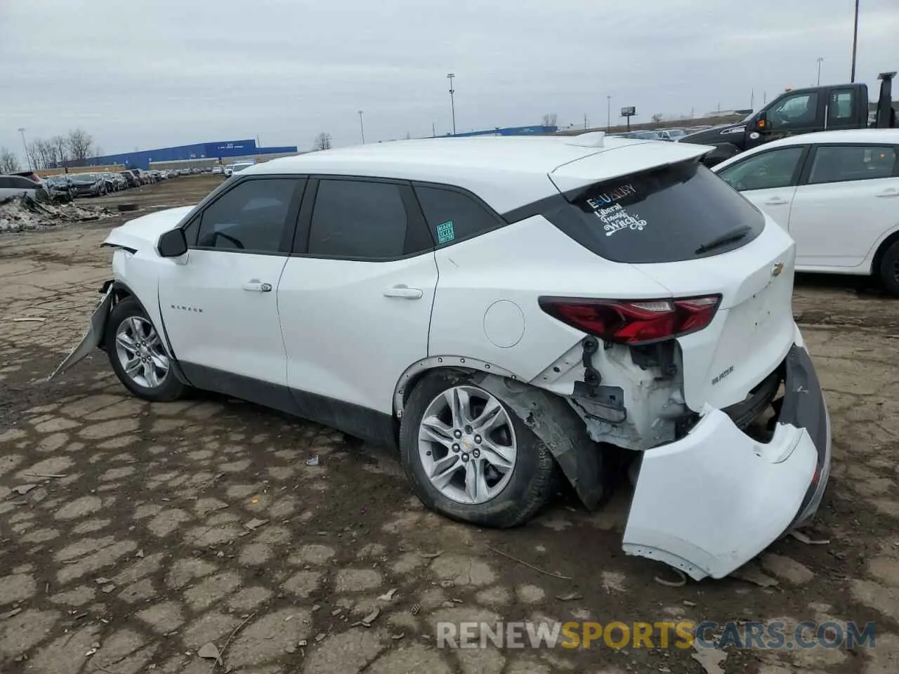 2 Photograph of a damaged car 3GNKBBRA9MS512470 CHEVROLET BLAZER 2021