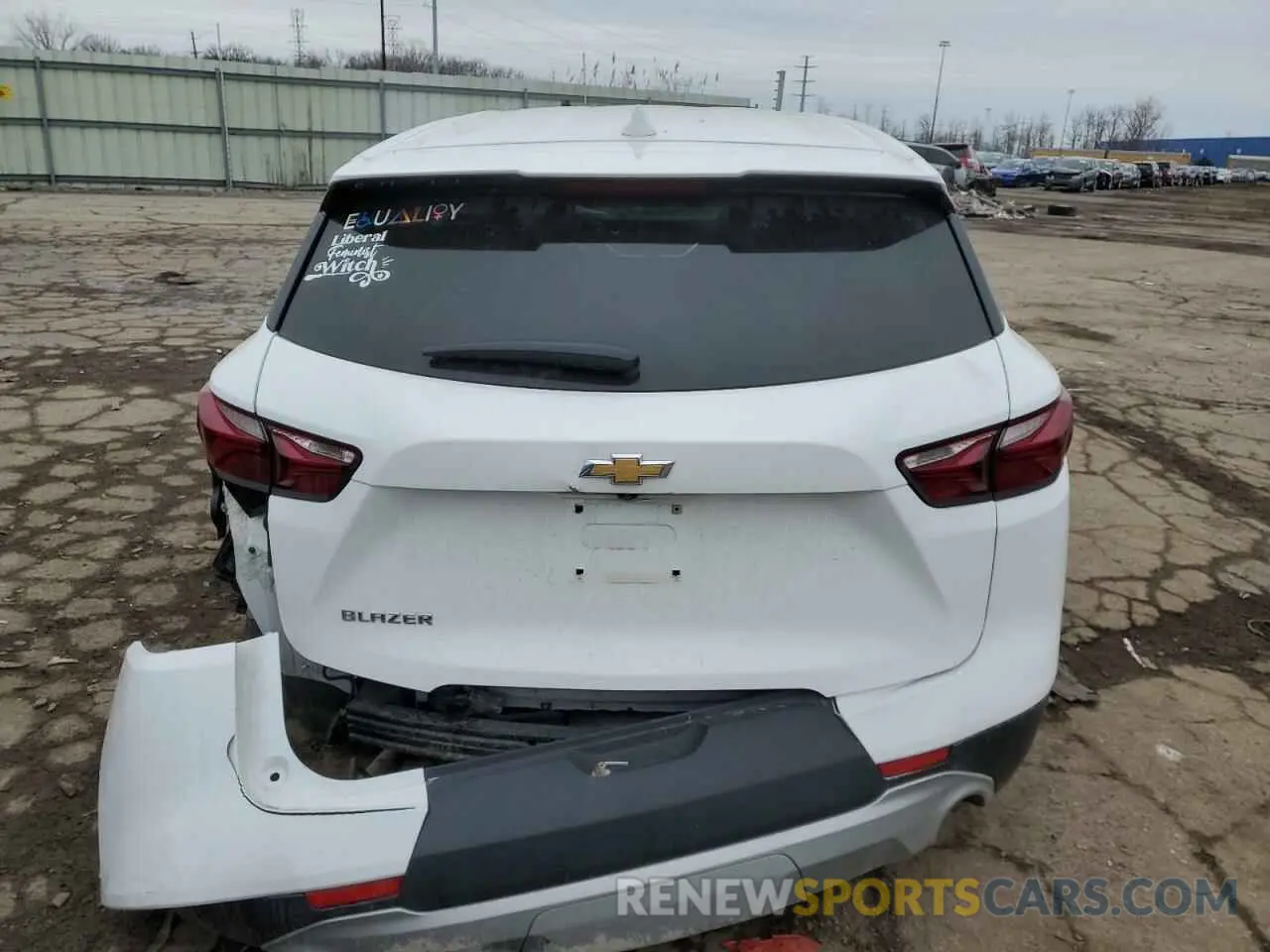 6 Photograph of a damaged car 3GNKBBRA9MS512470 CHEVROLET BLAZER 2021