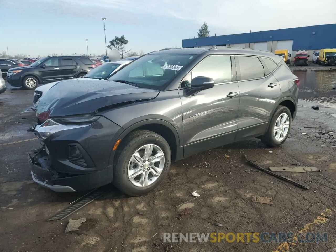 1 Photograph of a damaged car 3GNKBCR40MS545826 CHEVROLET BLAZER 2021