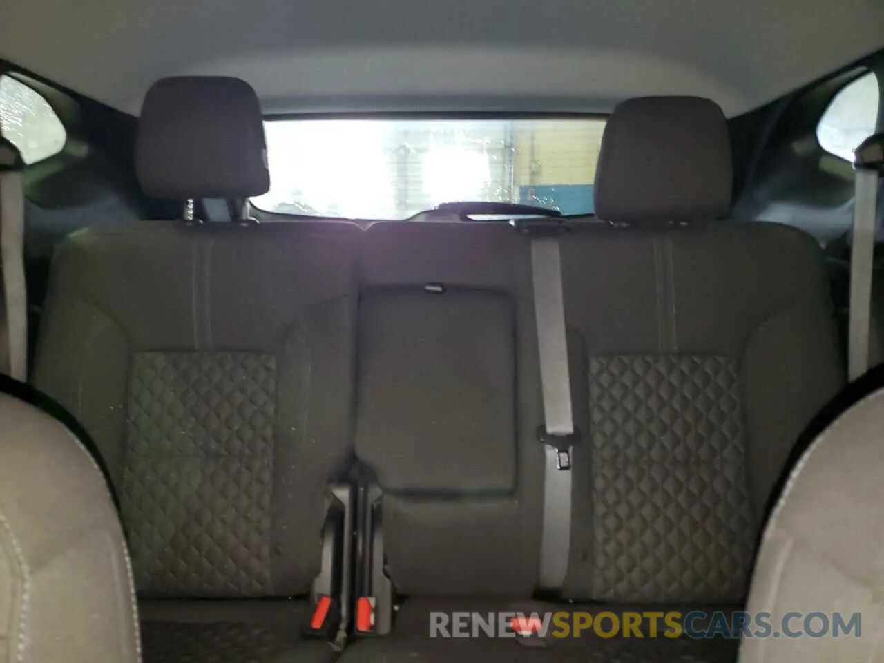 10 Фотография поврежденного автомобиля 3GNKBCR44MS503563 CHEVROLET BLAZER 2021