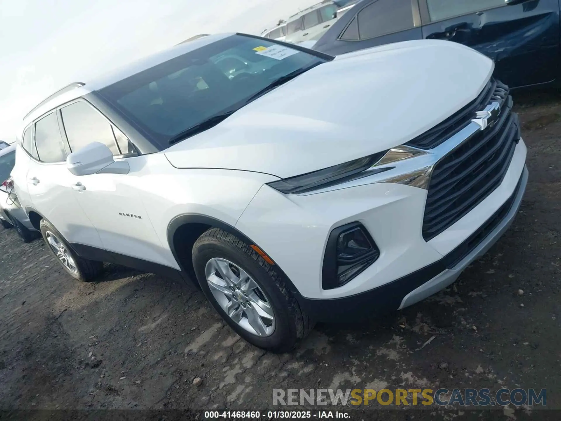 1 Photograph of a damaged car 3GNKBCR45MS572360 CHEVROLET BLAZER 2021