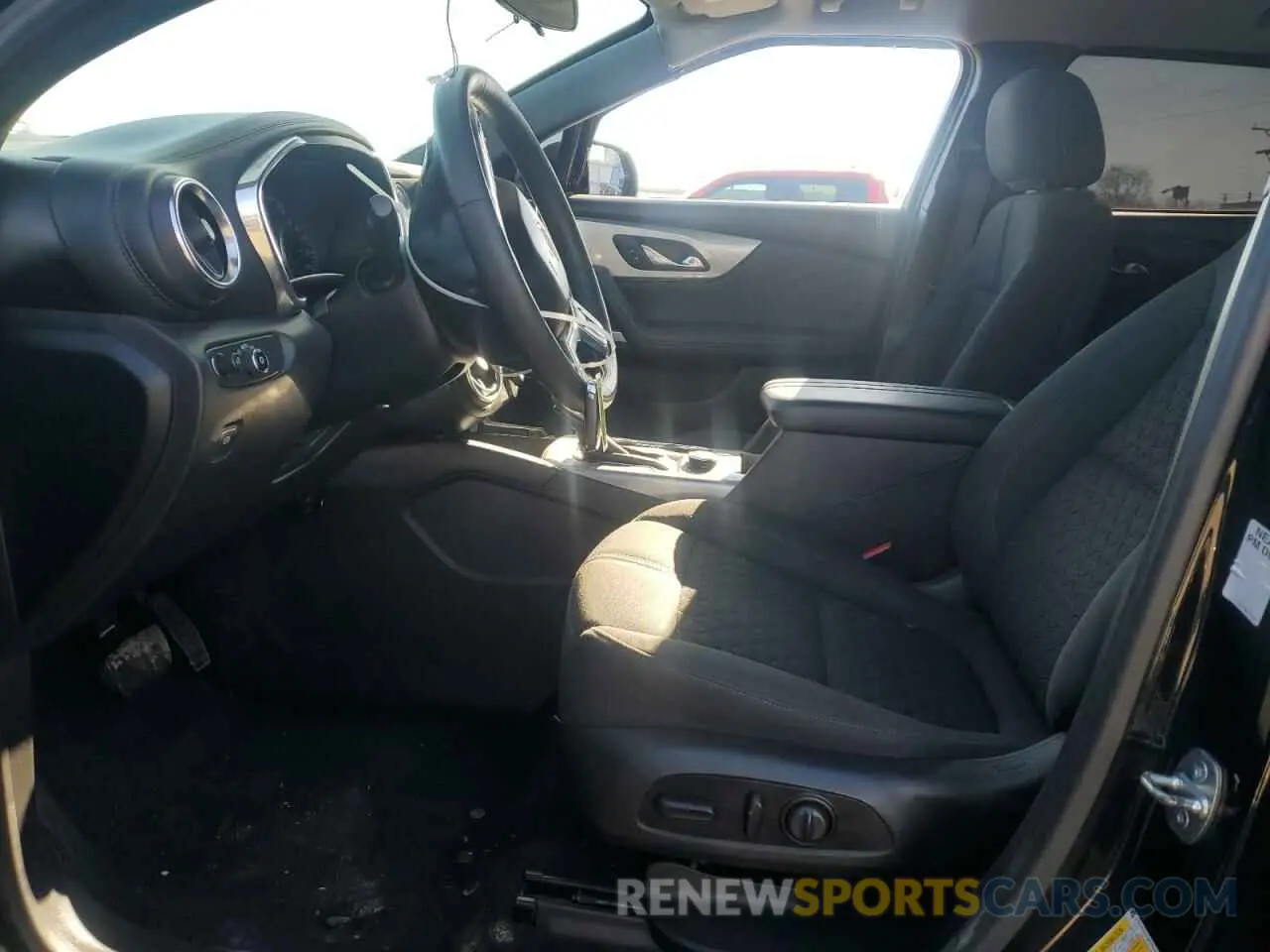 7 Photograph of a damaged car 3GNKBCRS1MS565257 CHEVROLET BLAZER 2021