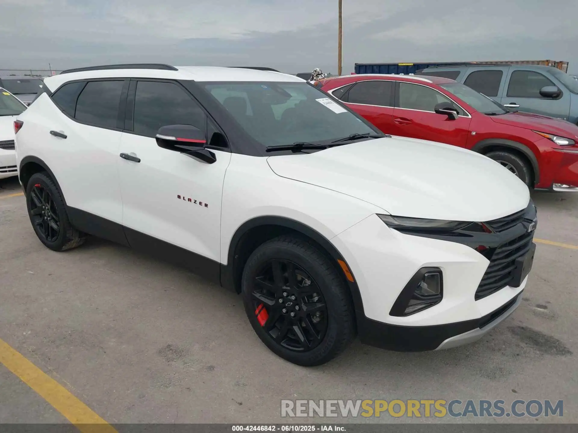 1 Photograph of a damaged car 3GNKBCRS1MS576145 CHEVROLET BLAZER 2021