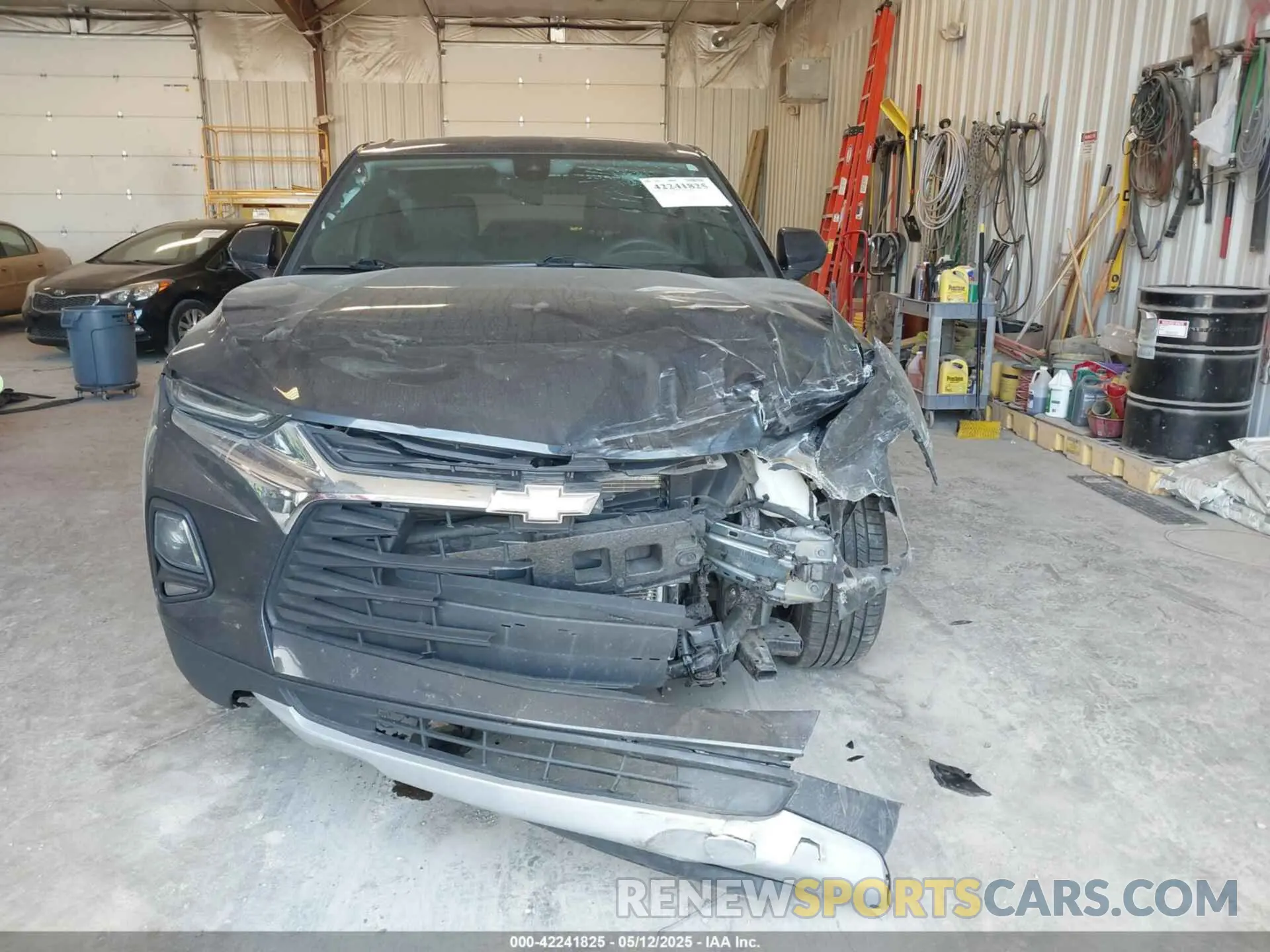 12 Photograph of a damaged car 3GNKBCRS1MS580406 CHEVROLET BLAZER 2021