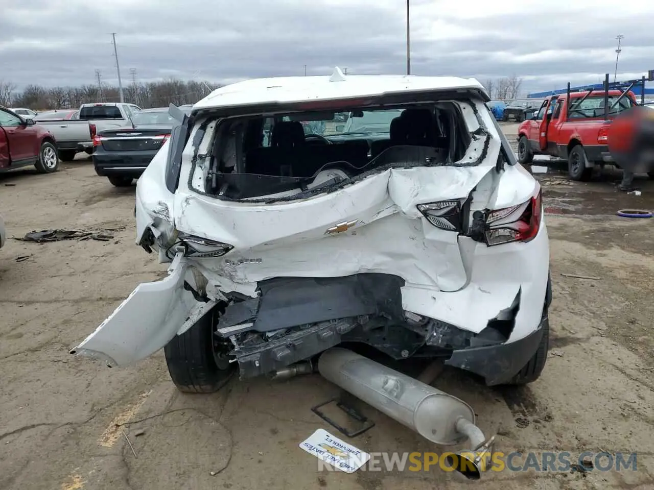 6 Photograph of a damaged car 3GNKBCRS2MS566093 CHEVROLET BLAZER 2021