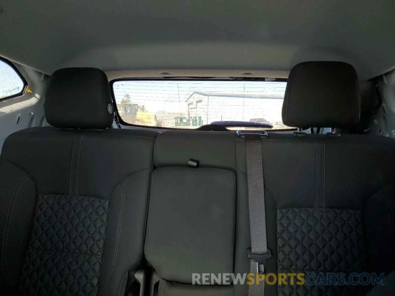 10 Фотография поврежденного автомобиля 3GNKBCRS4MS539767 CHEVROLET BLAZER 2021