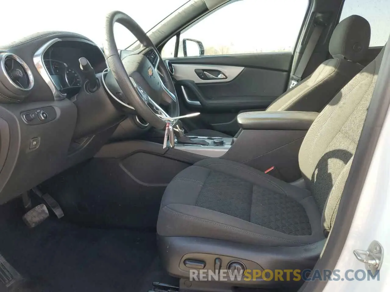 7 Фотография поврежденного автомобиля 3GNKBCRS4MS539767 CHEVROLET BLAZER 2021