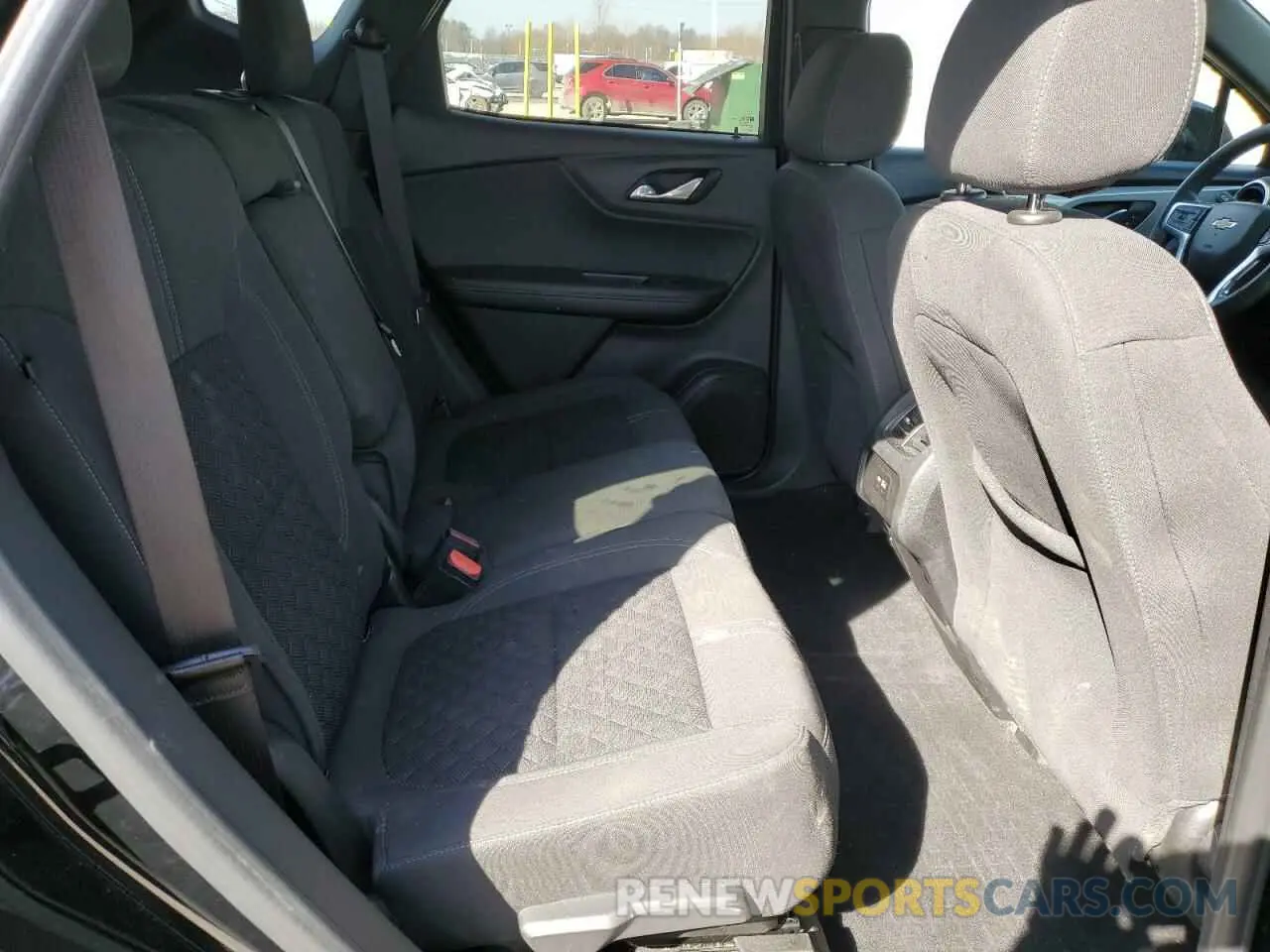 11 Photograph of a damaged car 3GNKBCRS4MS571280 CHEVROLET BLAZER 2021