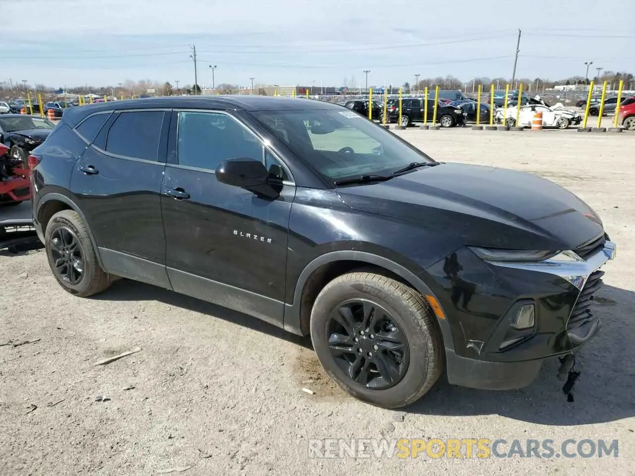 4 Photograph of a damaged car 3GNKBCRS4MS571280 CHEVROLET BLAZER 2021
