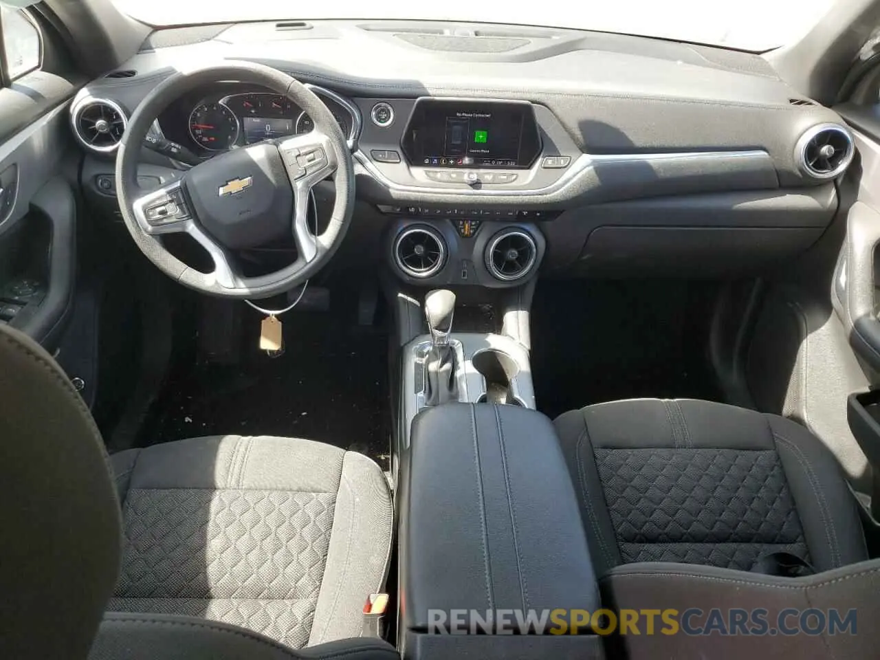 8 Фотография поврежденного автомобиля 3GNKBCRS6MS527409 CHEVROLET BLAZER 2021