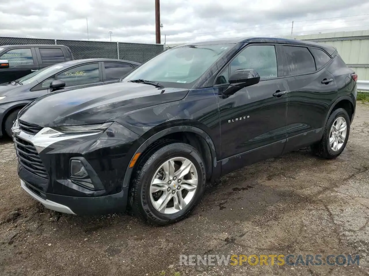 1 Фотография поврежденного автомобиля 3GNKBCRS7MS567112 CHEVROLET BLAZER 2021
