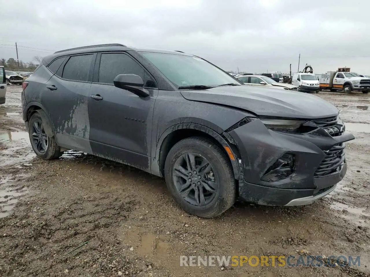 4 Photograph of a damaged car 3GNKBCRS9MS502164 CHEVROLET BLAZER 2021