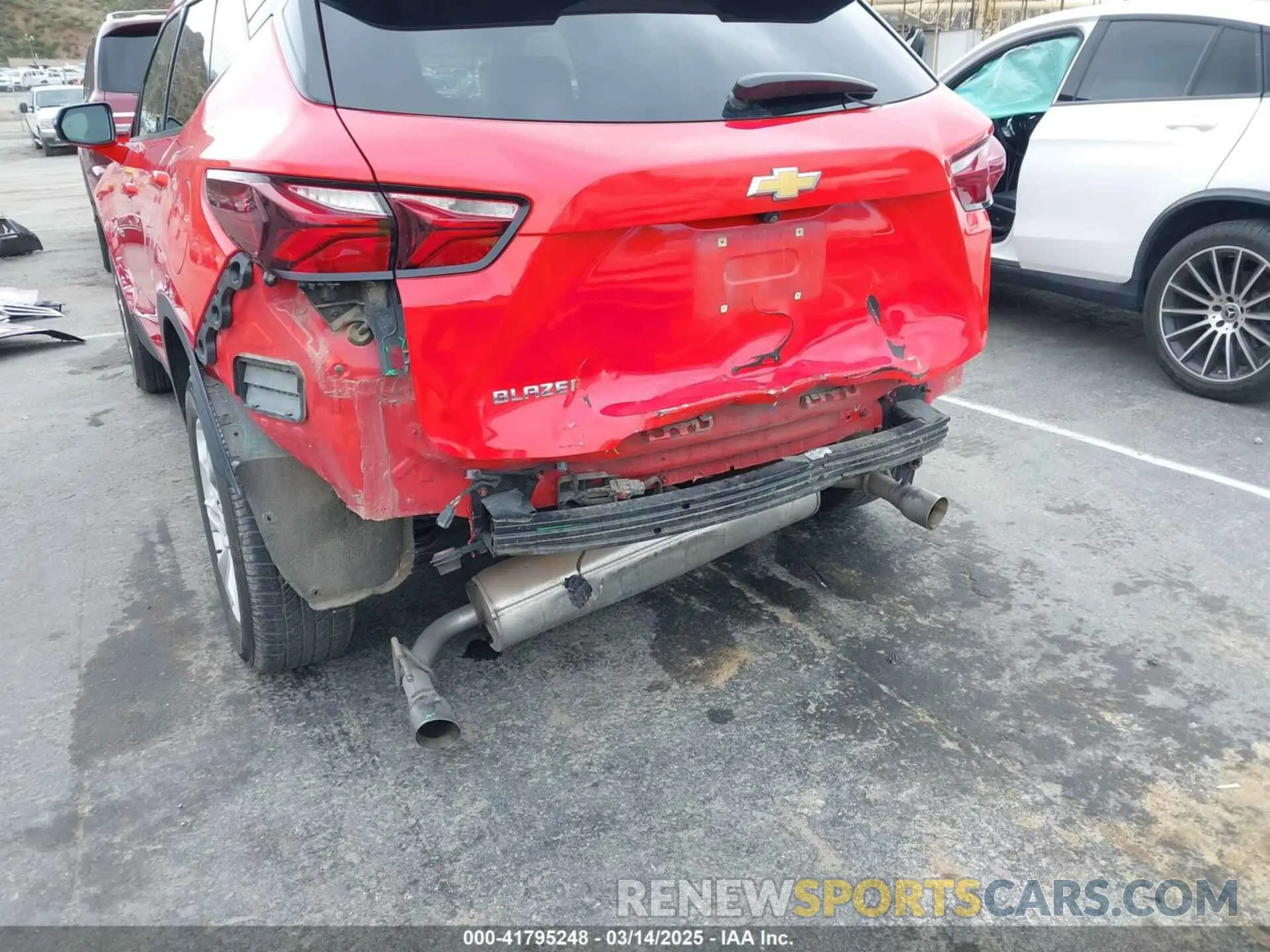 6 Photograph of a damaged car 3GNKBCRS9MS534791 CHEVROLET BLAZER 2021