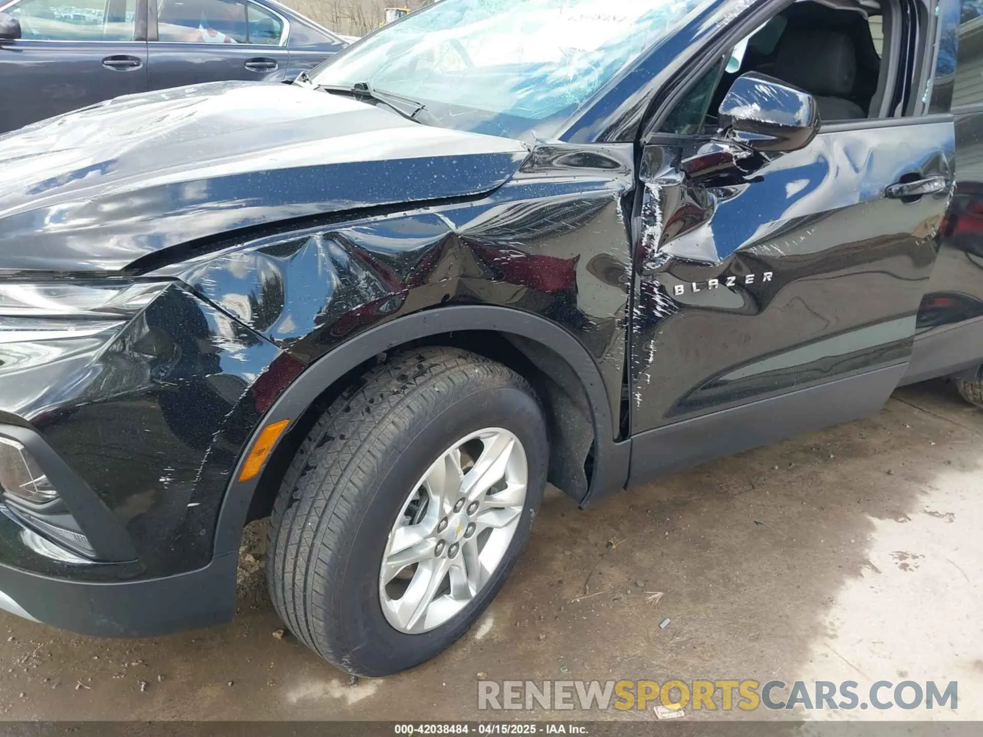 14 Photograph of a damaged car 3GNKBCRSXMS585331 CHEVROLET BLAZER 2021