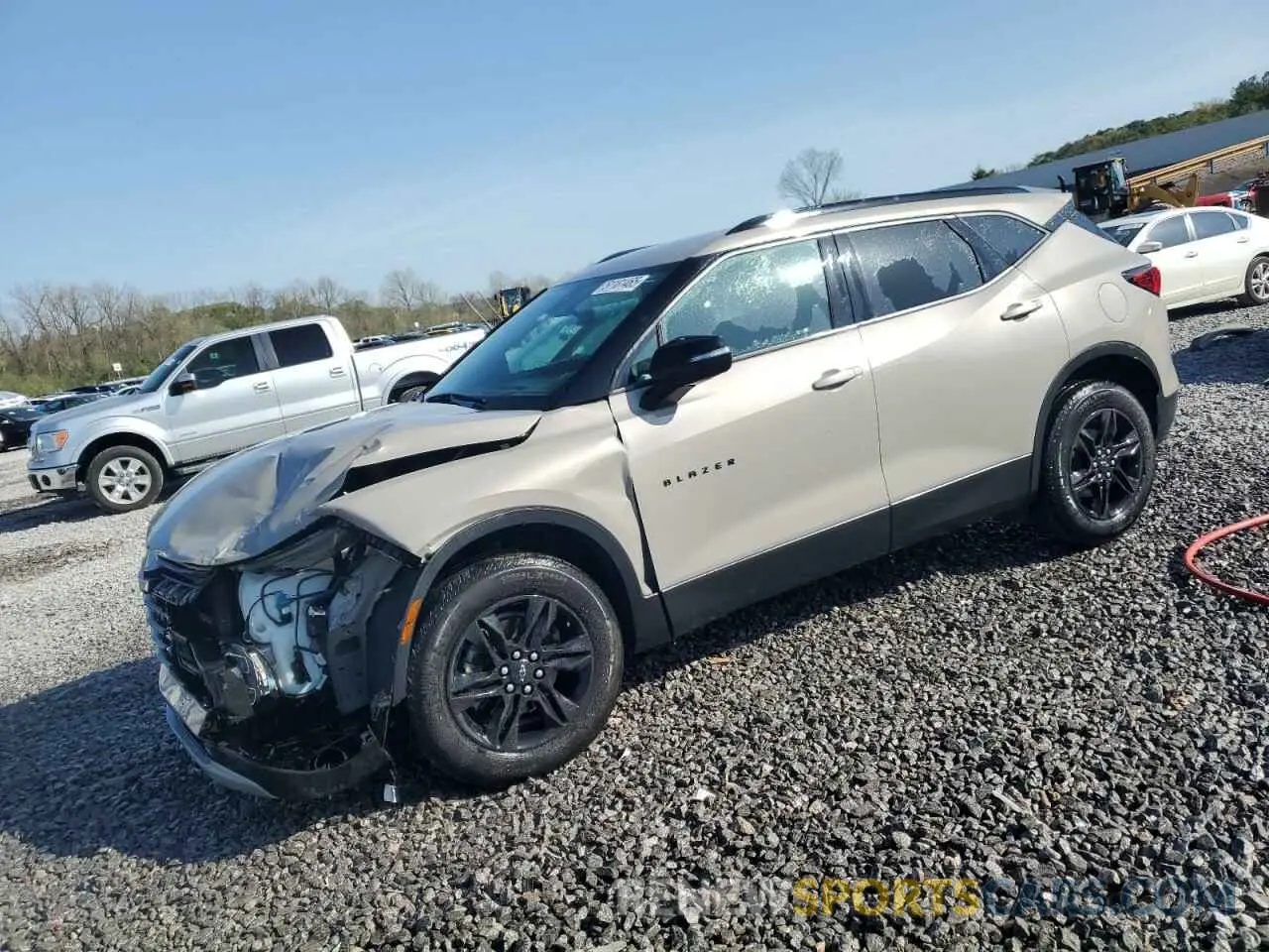1 Photograph of a damaged car 3GNKBDR4XMS500026 CHEVROLET BLAZER 2021