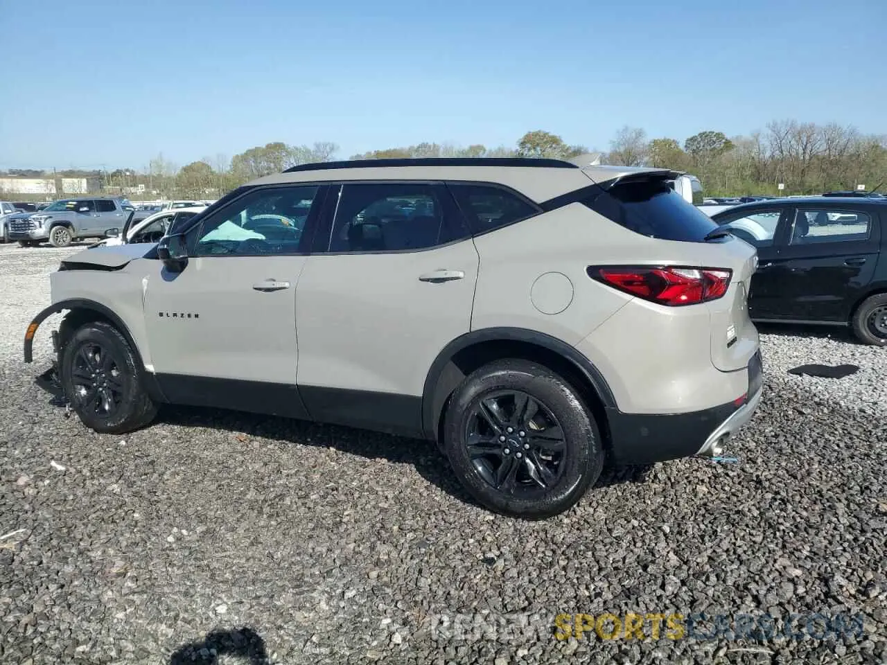 2 Photograph of a damaged car 3GNKBDR4XMS500026 CHEVROLET BLAZER 2021