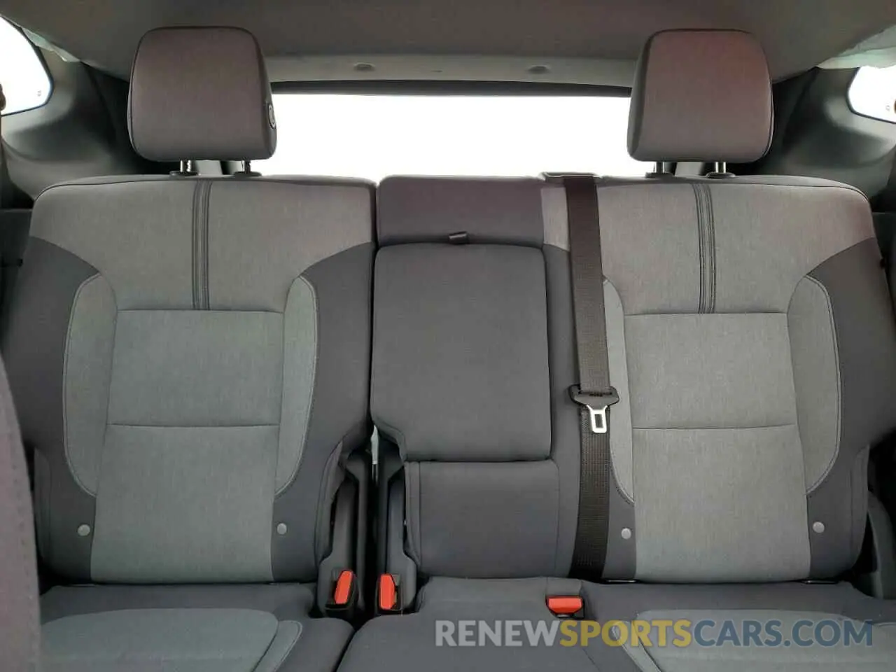 10 Фотография поврежденного автомобиля 3GNKBHR41MS555214 CHEVROLET BLAZER 2021