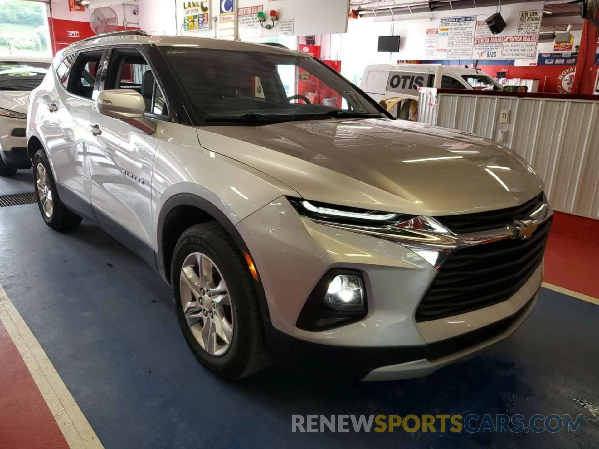 7 Photograph of a damaged car 3GNKBHR4XMS542039 CHEVROLET BLAZER 2021