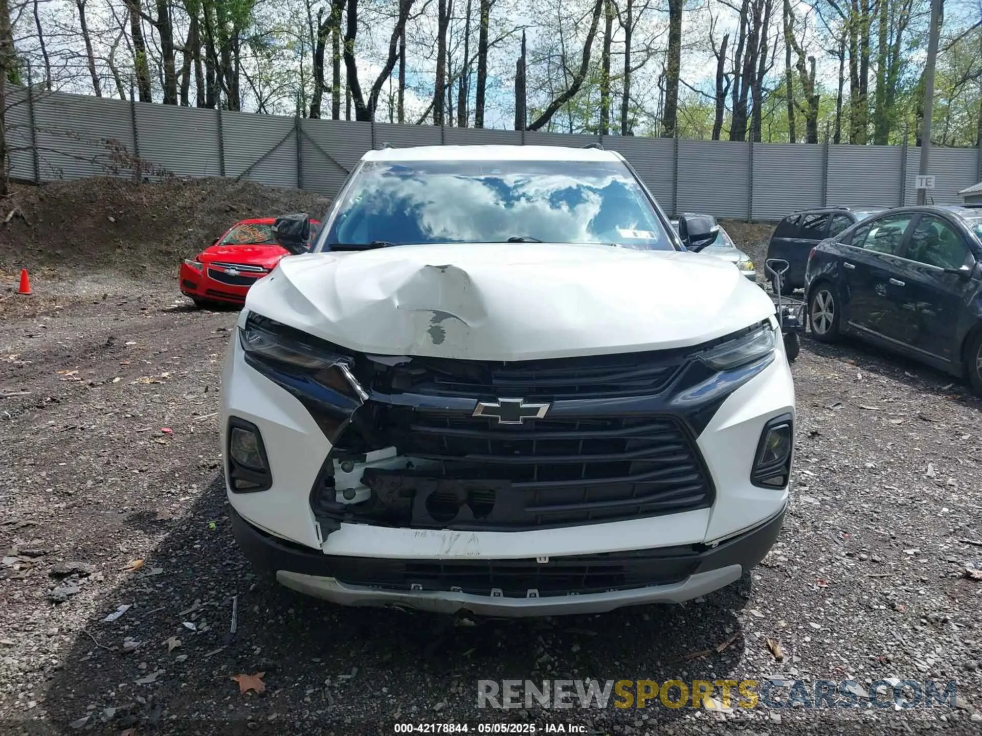 13 Photograph of a damaged car 3GNKBHRS1MS569998 CHEVROLET BLAZER 2021