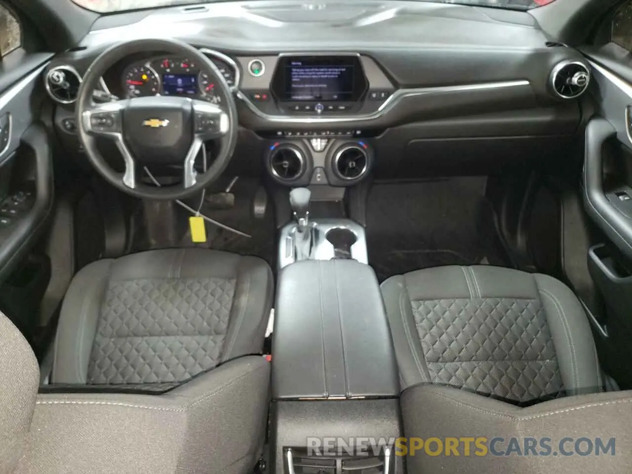 8 Фотография поврежденного автомобиля 3GNKBHRS5MS571348 CHEVROLET BLAZER 2021