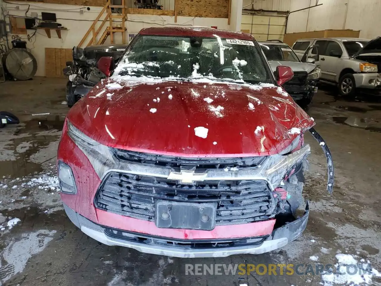 5 Photograph of a damaged car 3GNKBHRS9MS587374 CHEVROLET BLAZER 2021