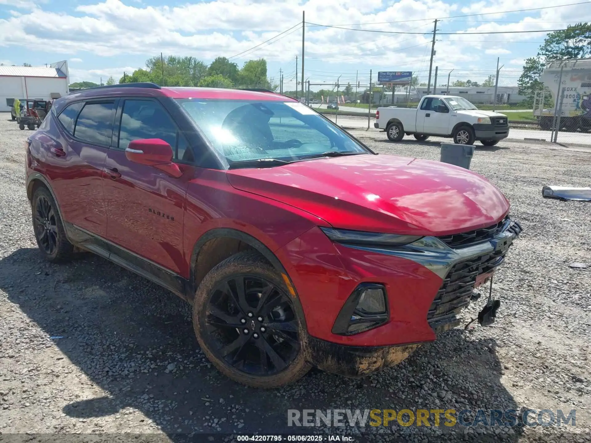 1 Фотография поврежденного автомобиля 3GNKBKRS2MS579534 CHEVROLET BLAZER 2021