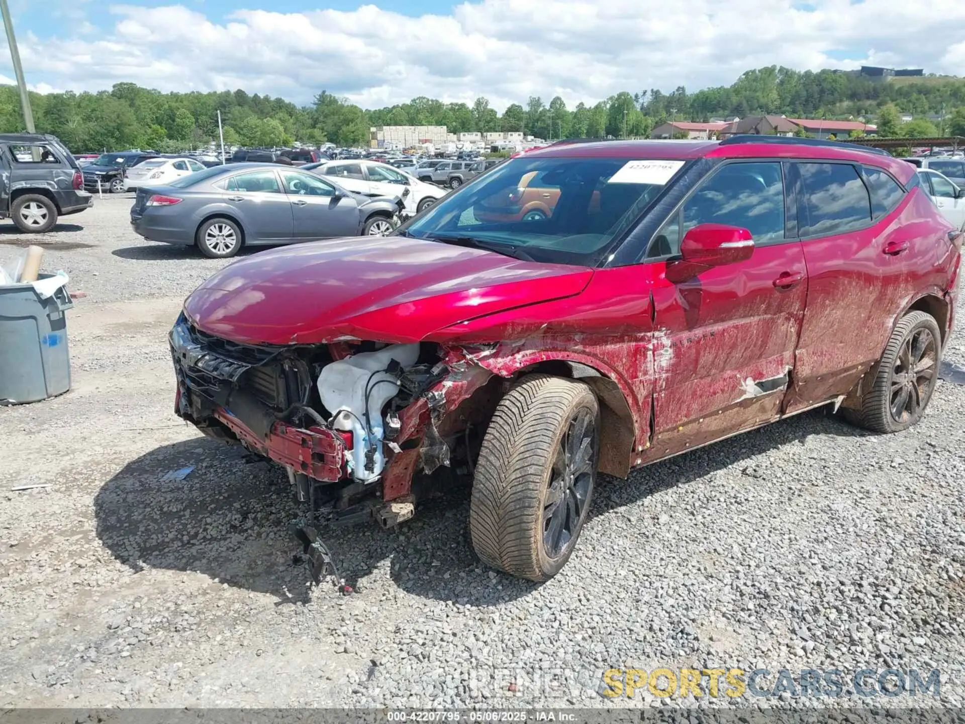 2 Фотография поврежденного автомобиля 3GNKBKRS2MS579534 CHEVROLET BLAZER 2021
