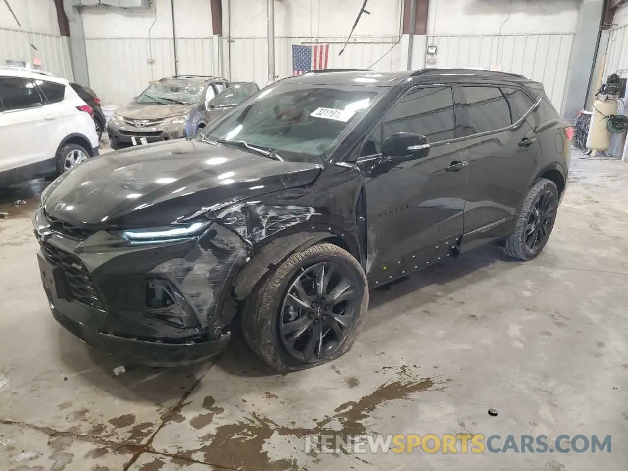 1 Фотография поврежденного автомобиля 3GNKBKRS6MS523726 CHEVROLET BLAZER 2021