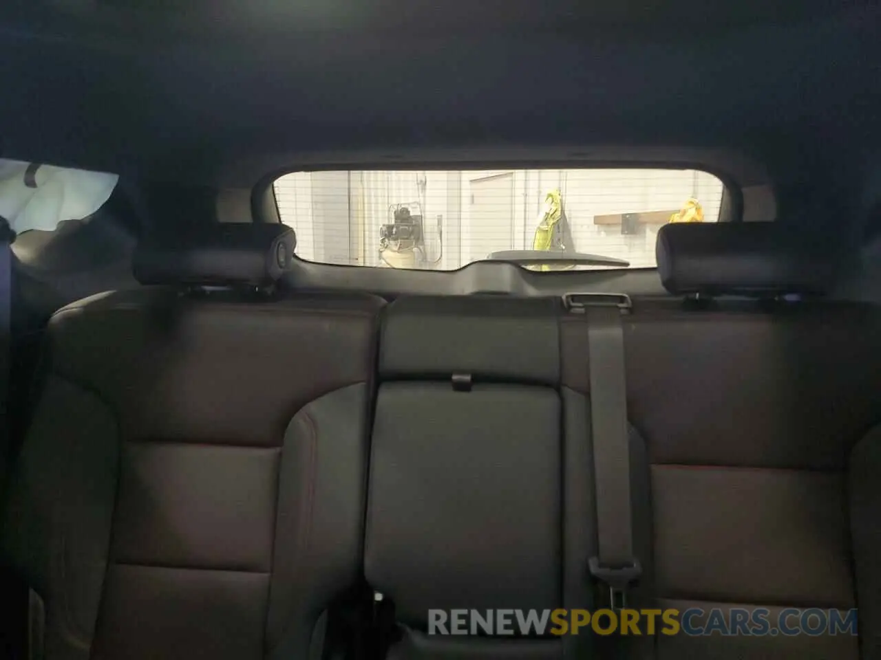 10 Фотография поврежденного автомобиля 3GNKBKRS6MS523726 CHEVROLET BLAZER 2021