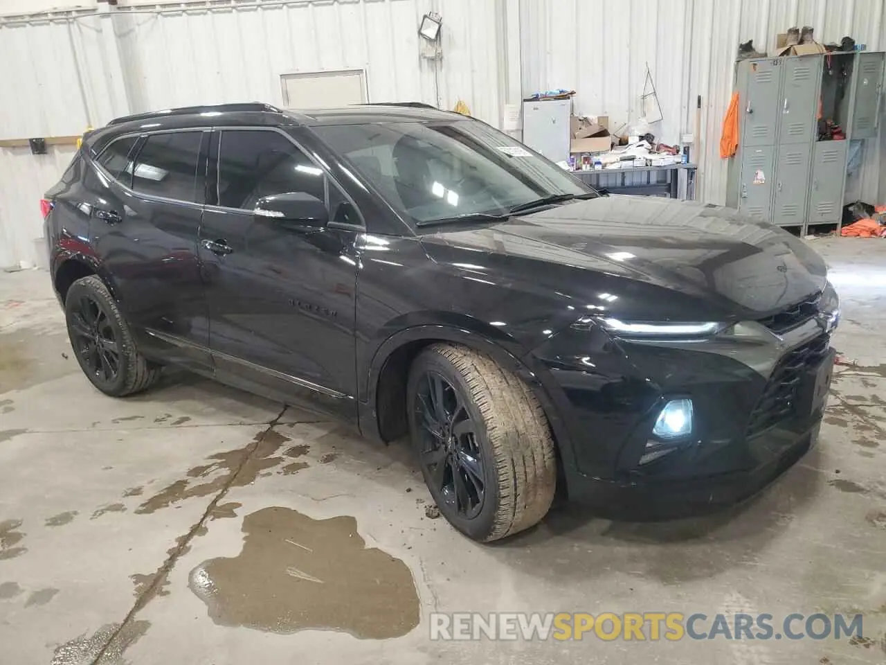4 Фотография поврежденного автомобиля 3GNKBKRS6MS523726 CHEVROLET BLAZER 2021