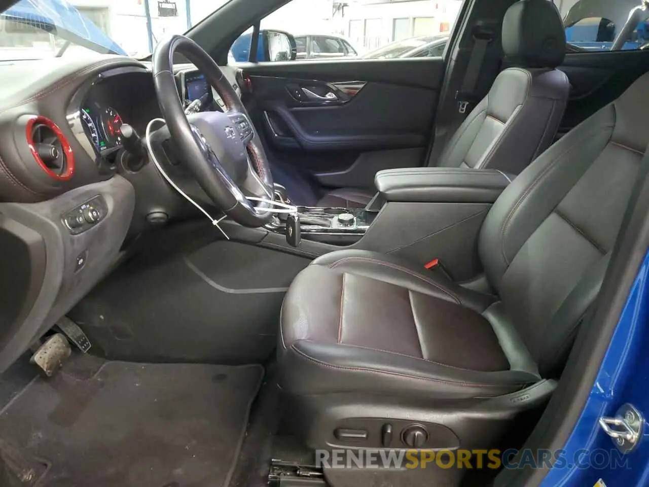 7 Photograph of a damaged car 3GNKBKRS8MS542374 CHEVROLET BLAZER 2021