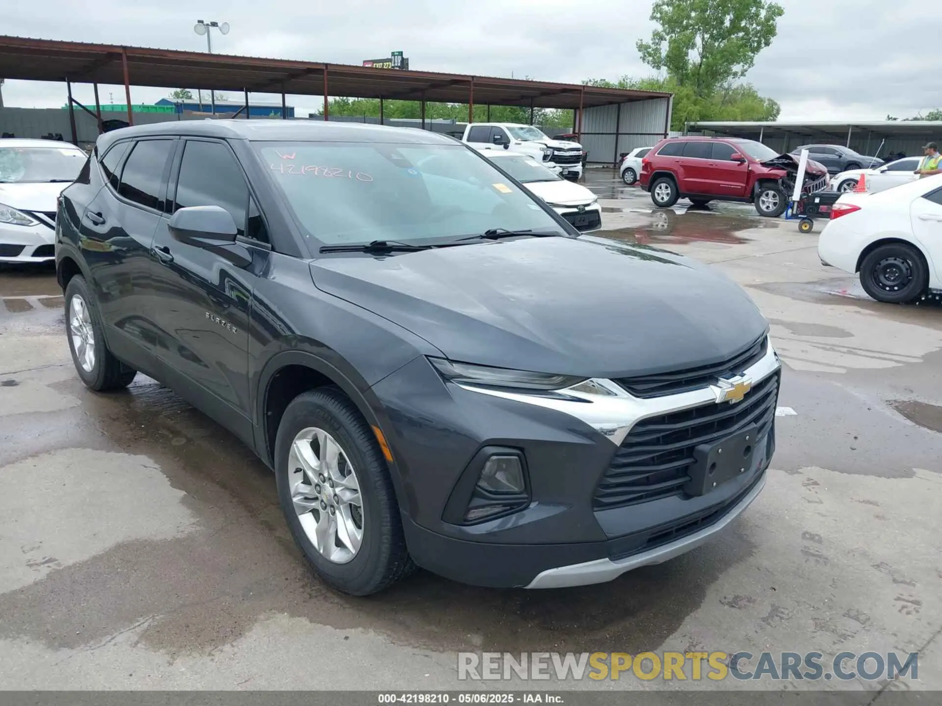 1 Фотография поврежденного автомобиля 3GNKBCR40NS212396 CHEVROLET BLAZER 2022