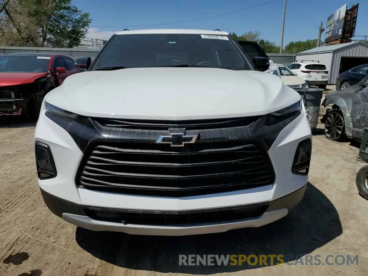 5 Фотография поврежденного автомобиля 3GNKBCR41NS188447 CHEVROLET BLAZER 2022