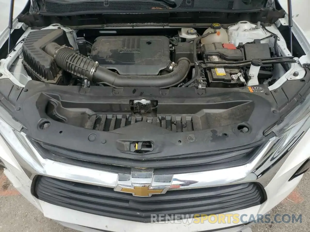 11 Фотография поврежденного автомобиля 3GNKBCR42NS125647 CHEVROLET BLAZER 2022