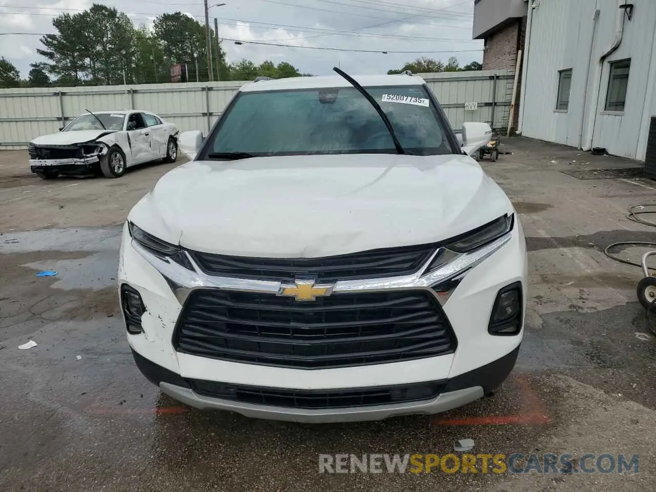 5 Фотография поврежденного автомобиля 3GNKBCR42NS125647 CHEVROLET BLAZER 2022