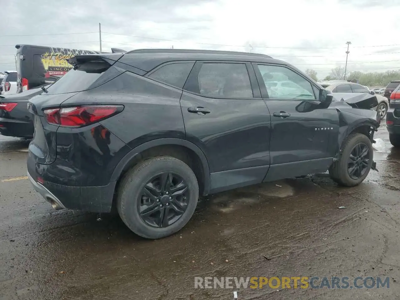3 Photograph of a damaged car 3GNKBCR45NS214340 CHEVROLET BLAZER 2022