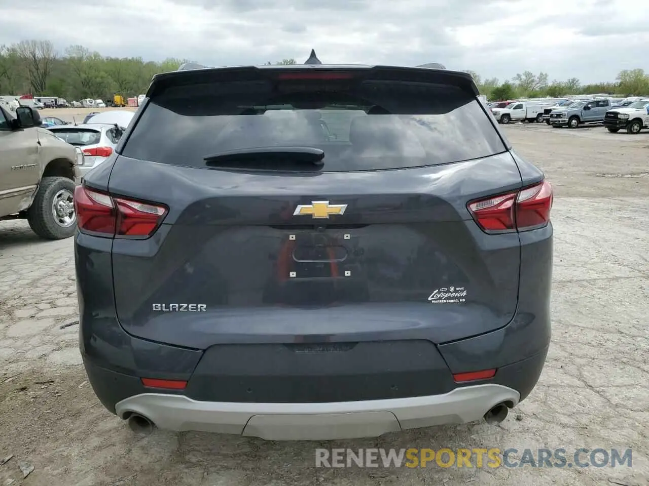 6 Photograph of a damaged car 3GNKBCR46NS232765 CHEVROLET BLAZER 2022