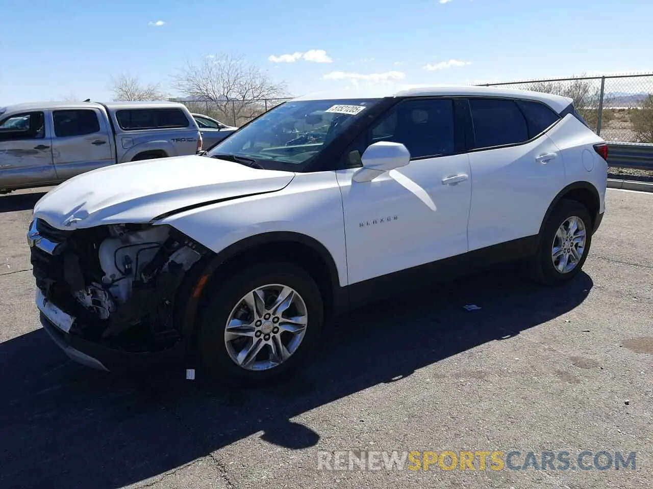 1 Photograph of a damaged car 3GNKBCR47NS130360 CHEVROLET BLAZER 2022