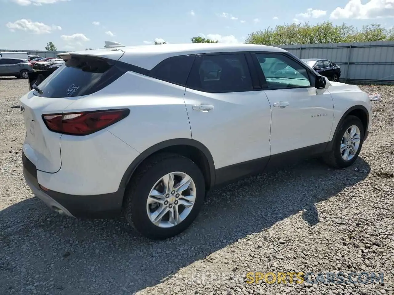 3 Photograph of a damaged car 3GNKBCR49NS125094 CHEVROLET BLAZER 2022