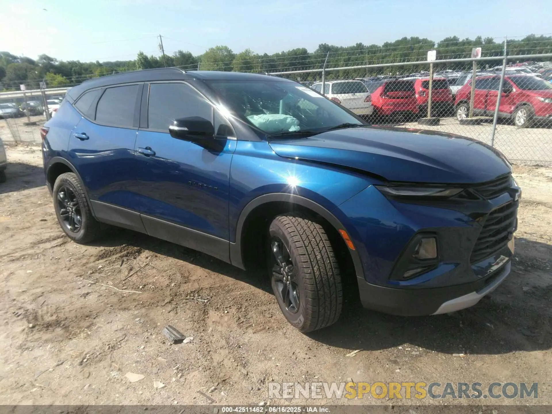 1 Photograph of a damaged car 3GNKBCR49NS195355 CHEVROLET BLAZER 2022