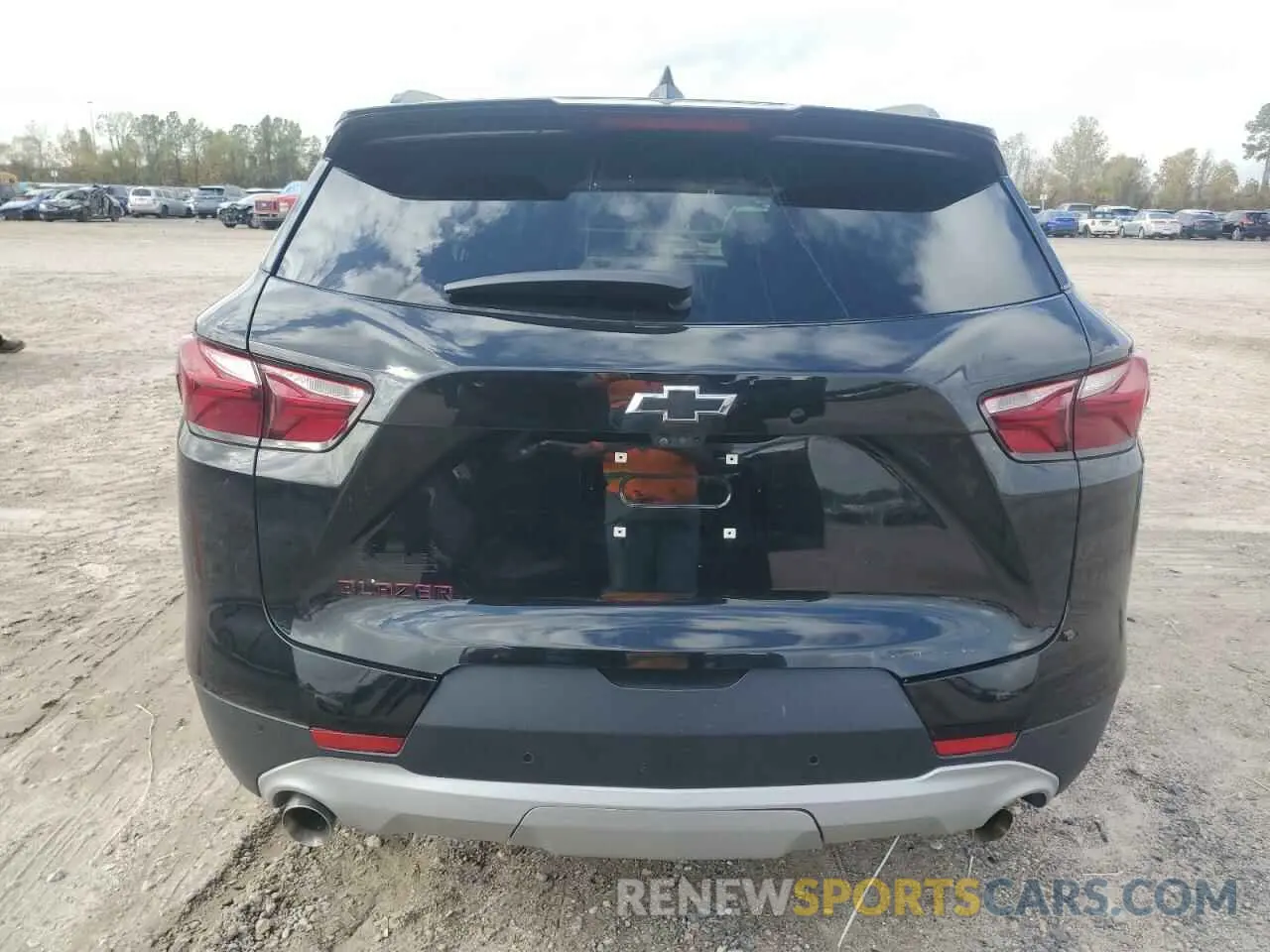 6 Photograph of a damaged car 3GNKBDRSXNS149893 CHEVROLET BLAZER 2022
