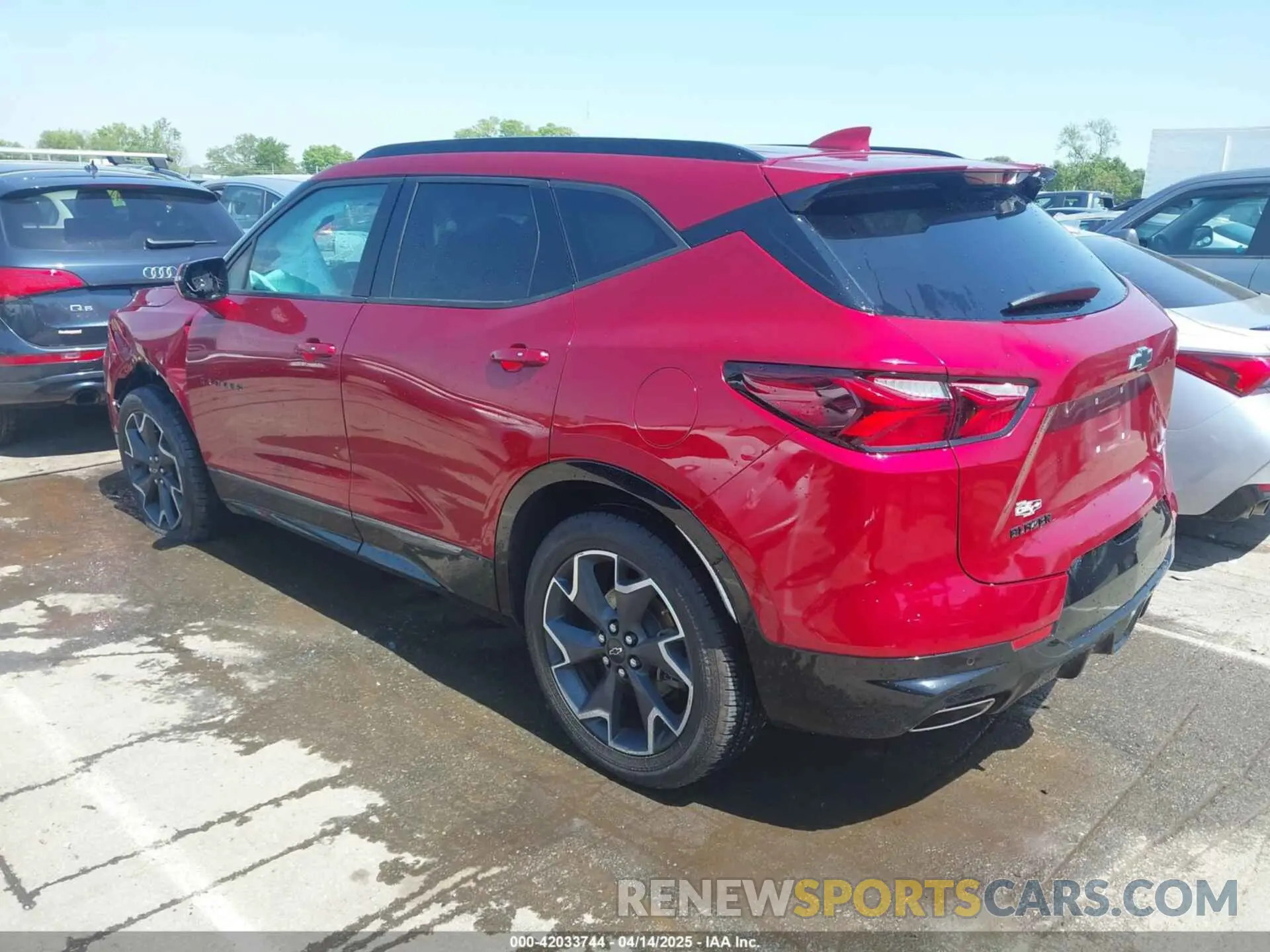 3 Photograph of a damaged car 3GNKBERS7NS158265 CHEVROLET BLAZER 2022