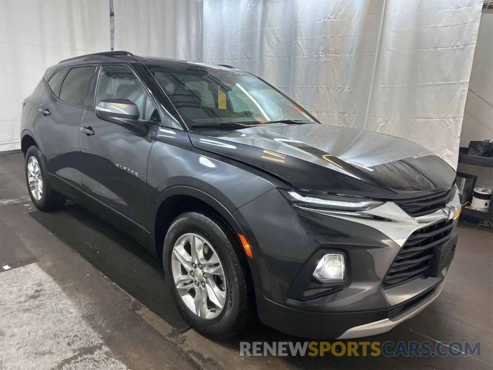 19 Photograph of a damaged car 3GNKBHR41NS182080 CHEVROLET BLAZER 2022
