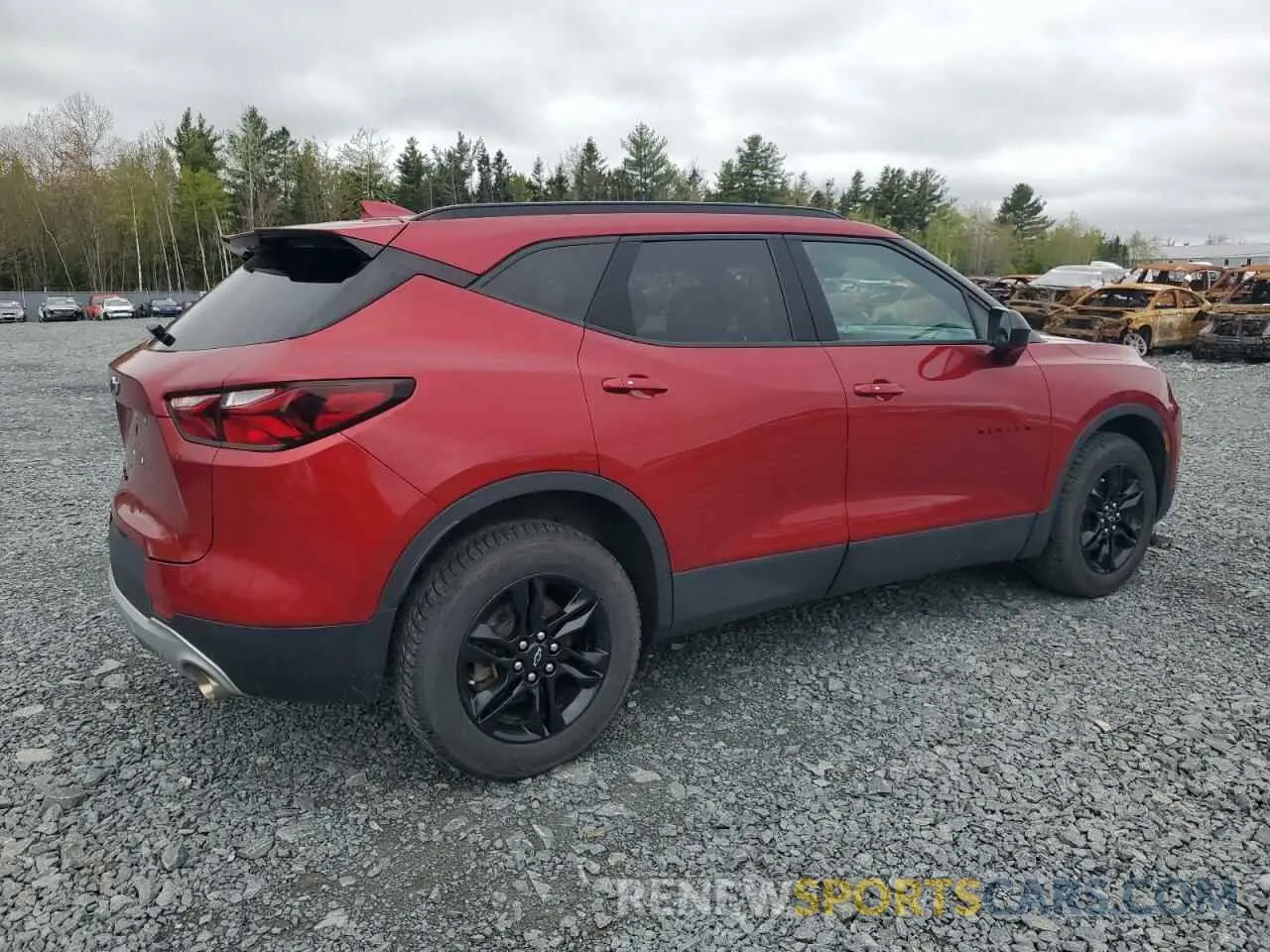 3 Photograph of a damaged car 3GNKBHRS6NS146707 CHEVROLET BLAZER 2022