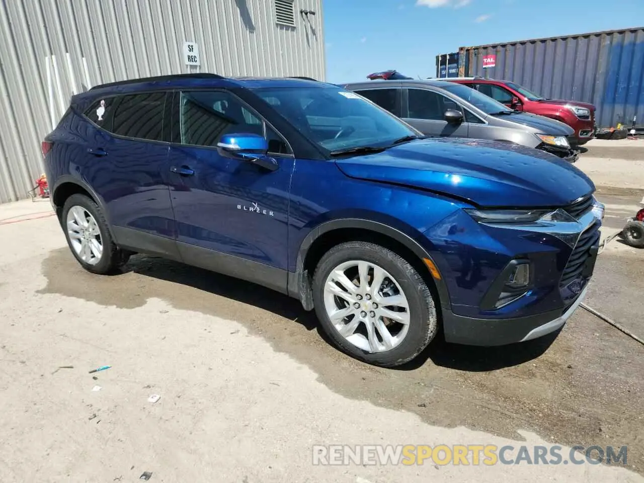 4 Photograph of a damaged car 3GNKBJRS0NS149559 CHEVROLET BLAZER 2022