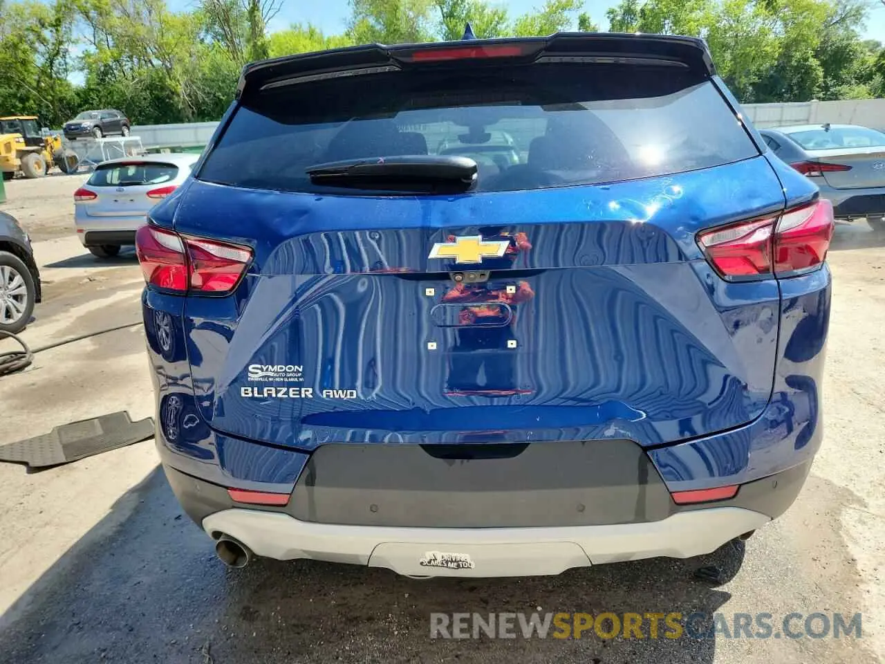 6 Photograph of a damaged car 3GNKBJRS0NS149559 CHEVROLET BLAZER 2022